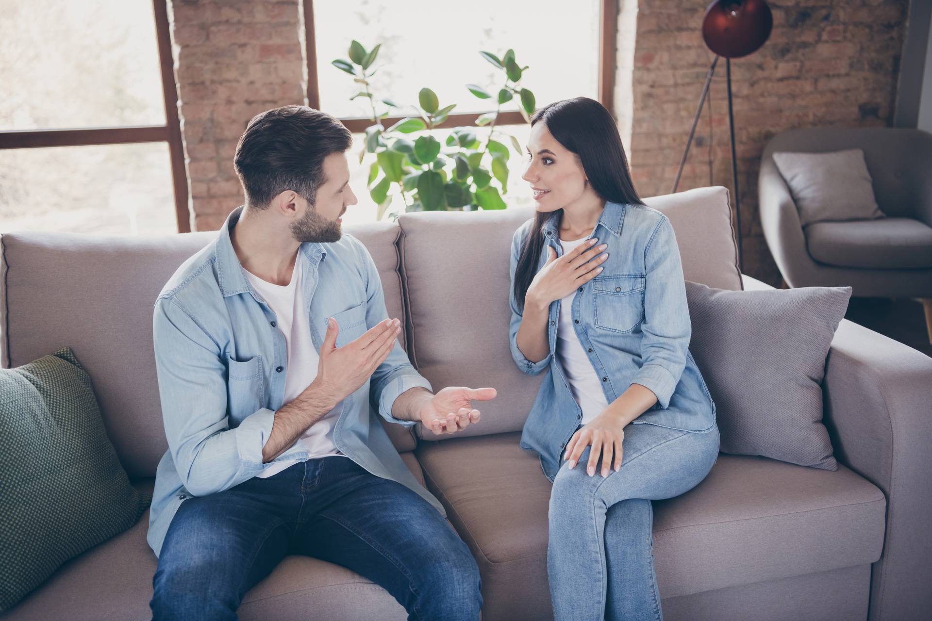 Ne gurajte stvari pod tepih: Šest razgovora svaki par treba voditi