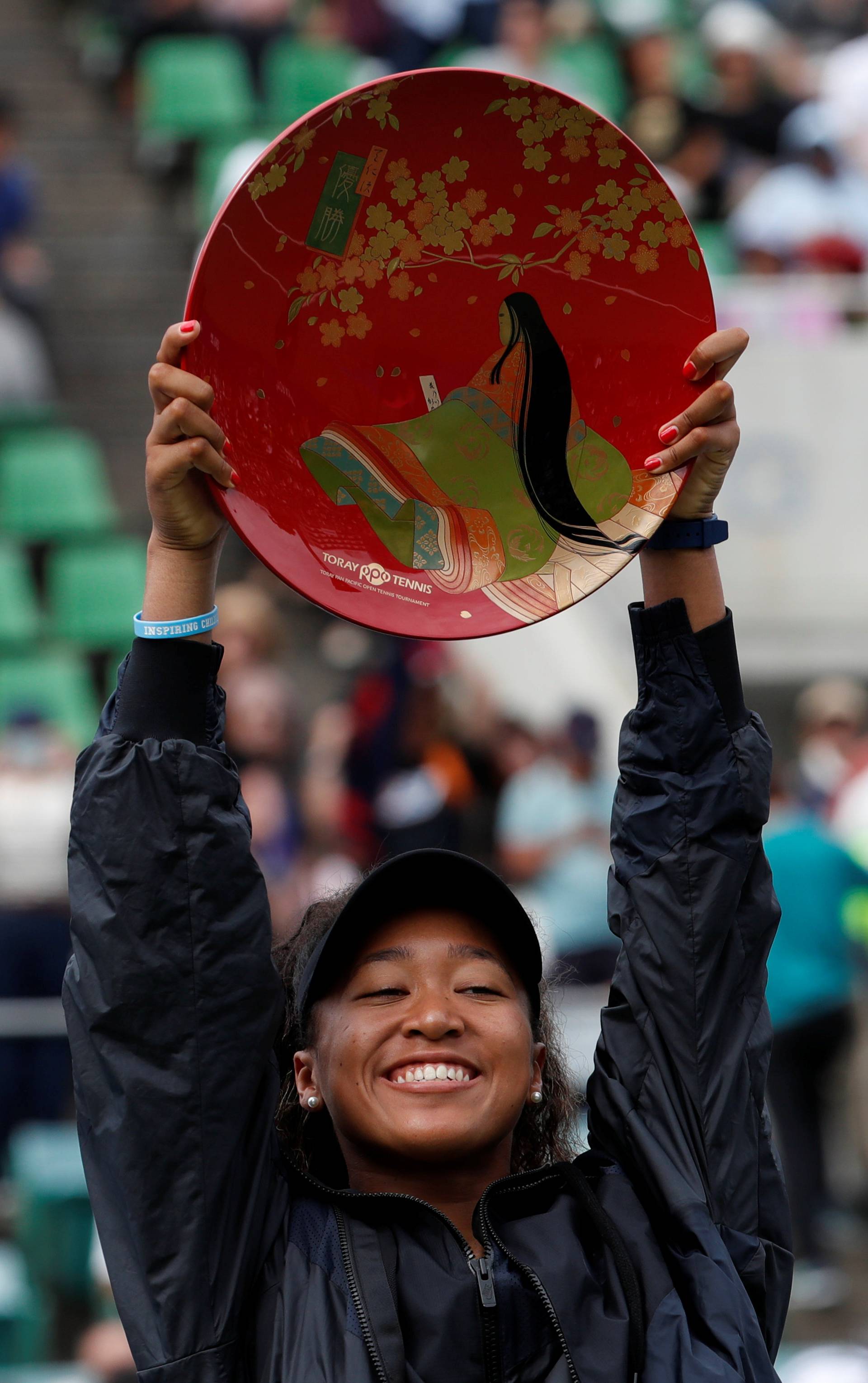 Tennis - Pan Pacific Open - Women's Singles - Victory Ceremony