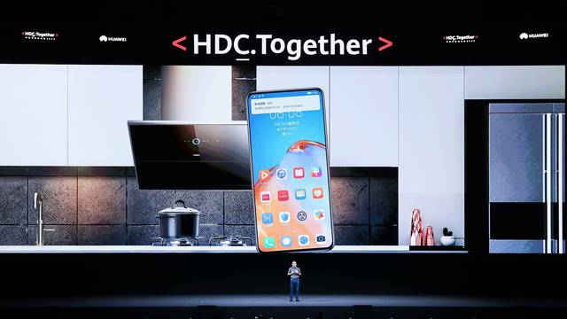 Huaweijev HarmonyOS sljedeće godine dolazi i na mobitele