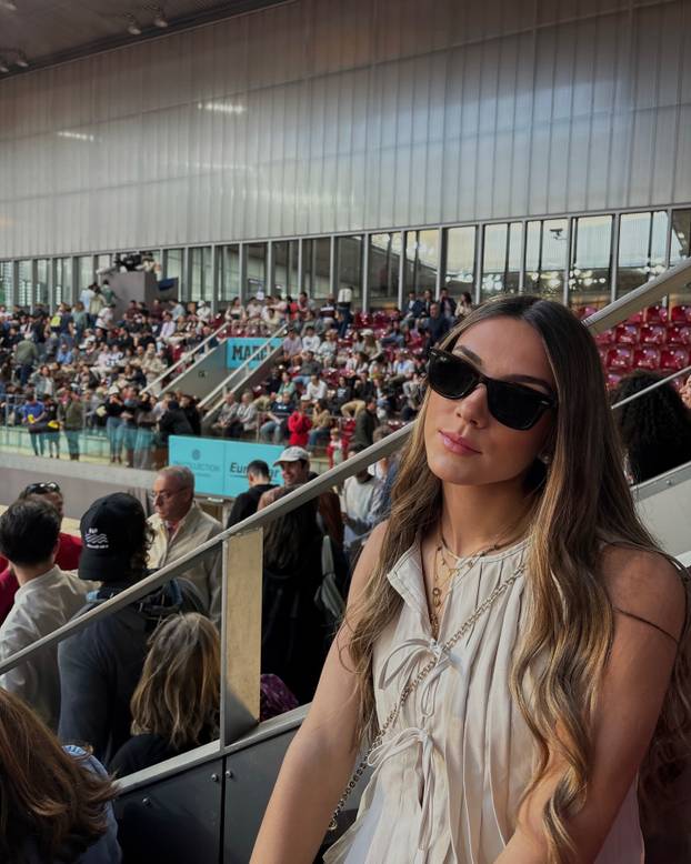 FOTO Skokovi su joj impresivni, ali fanovi gledaju nešto drugo. Evo tko je zanosna atletičarka