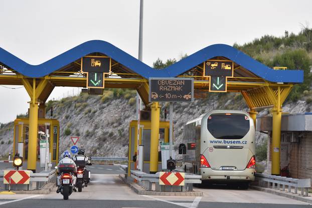 Od ponoÄi 15. lipnja do 15. rujna na snazi su nove i veÄe cijene cestarine