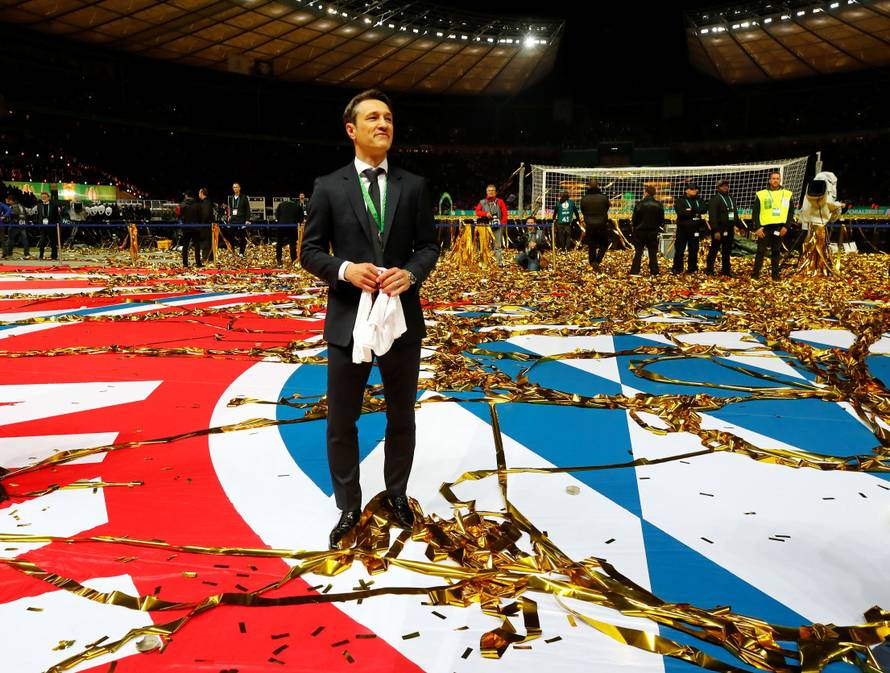 Navijači skandirali, Kovač uzeo megafon i vikao: Ponosan sam!