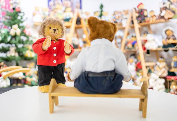 Coburg company produces Merkel teddy bear