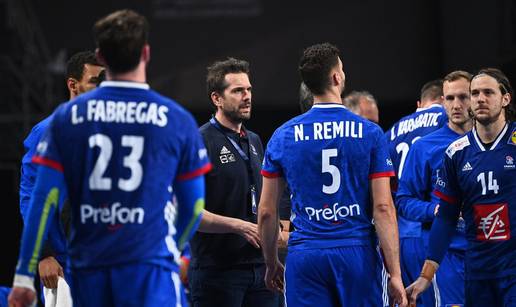 Dva udarca za Francusku: Na &Scaron;ve&dstrok;ane bez dvije bitne karike