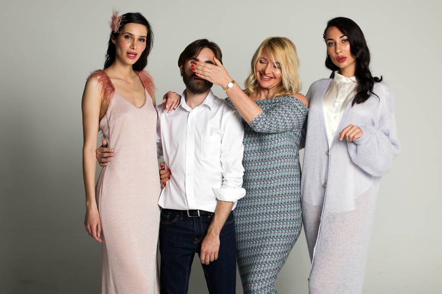 Djevojka (26) Joška Lokasa na 'treningu' sa sinom Mehunke...