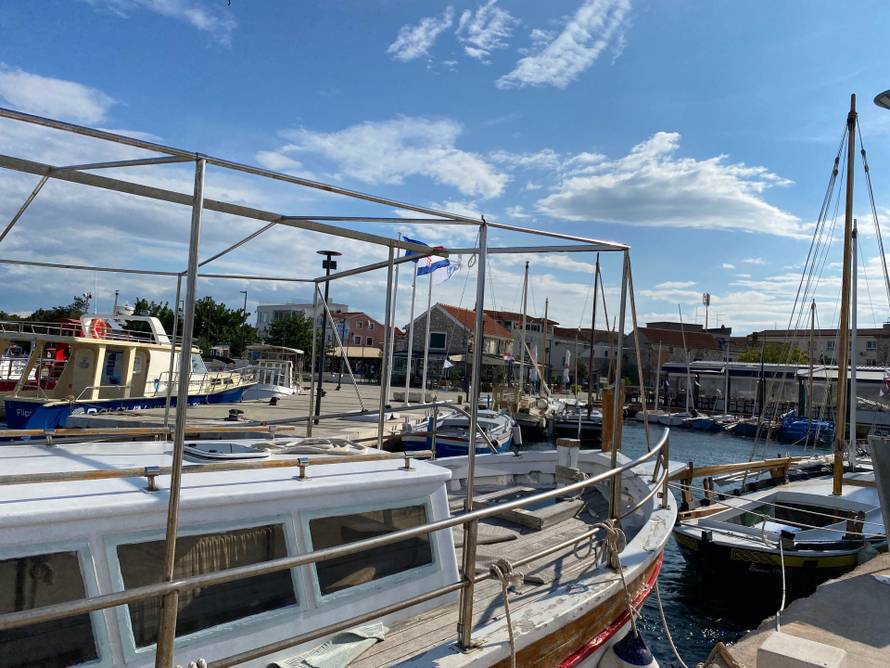 Masturbatori i 'špijači' podijelili Murterane: 'Cura i ja smo se kupali goli. Snimao nas je tip...'