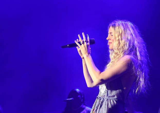 Šibenik: Joss Stone održala koncert na tvrðavi sv Mihovila