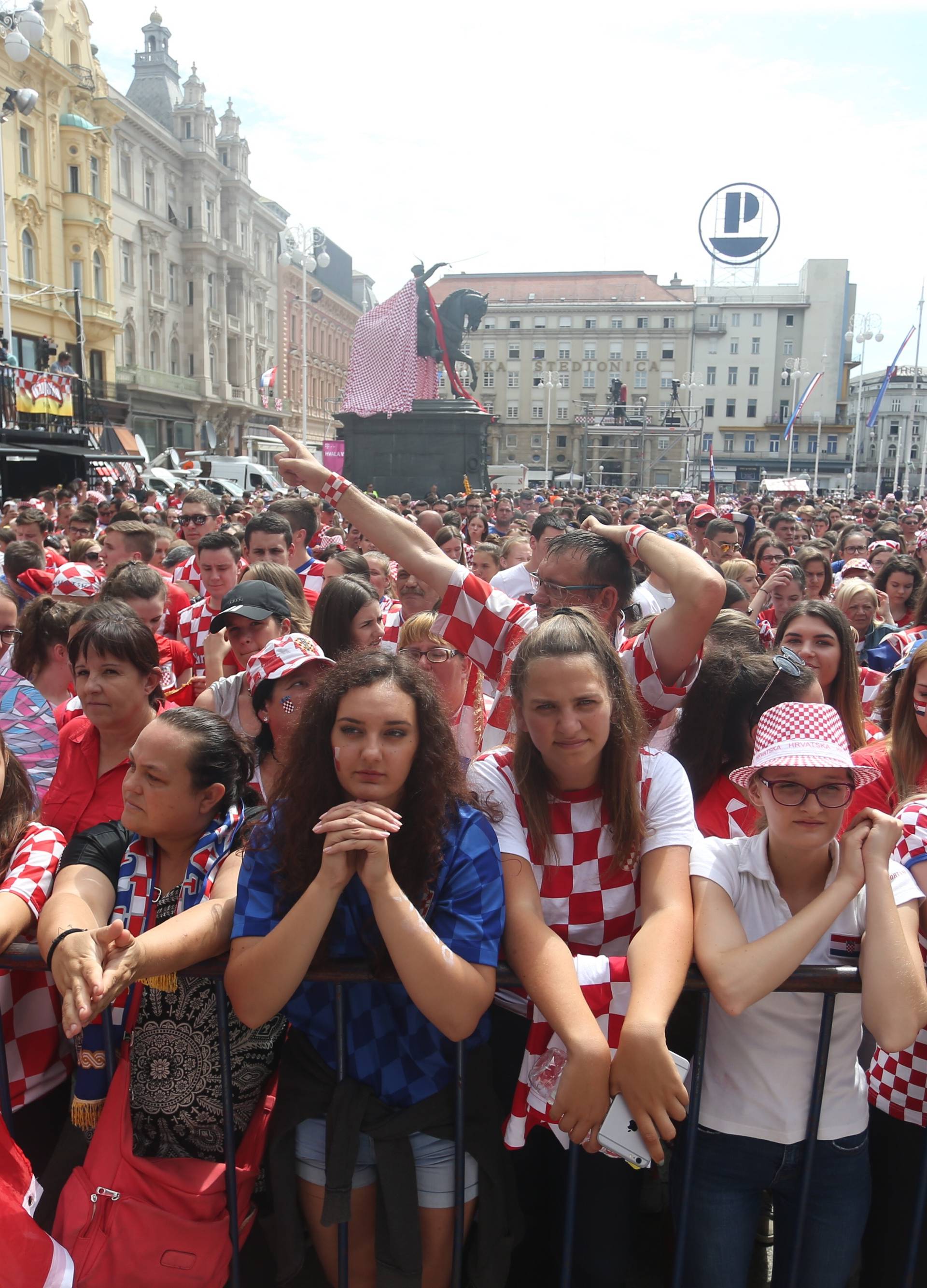 Za povijest! Vatrene u Zagrebu dočekalo čak pola milijuna ljudi