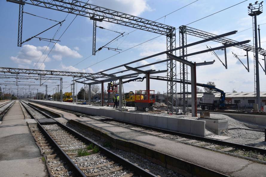 KAOS NA PRUGAMA Zatvara se jedno od prometnijih čvorišta