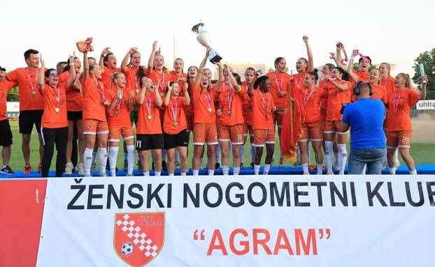 Nogometašice Agrama prvi put u povijesti osvojile naslov prvakinja Hrvatske