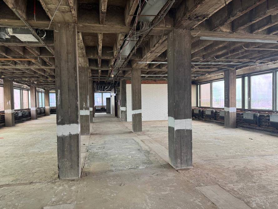 FOTO Selak Raspudić nedavno snimila unutrašnjost Vjesnika. Smeće svuda: 'Neka ljudi vide'