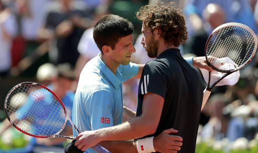 Gulbis tek okrznuo Đokovića, Srbin u četiri seta izborio finale