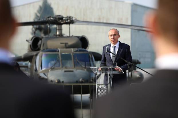 Zagreb: Predstavljeni helikopteri Black Hawk UH-60M