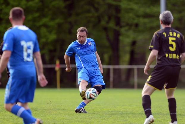 Gojanec: Humanitarna utakmica, veterani 7. gardijske brigade Puma - veterani GNK Dinamo, 1:2