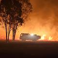Snimke buktinje iz Australije: Požari uništili desetke domova, tisuće ljudi morali evakuirati