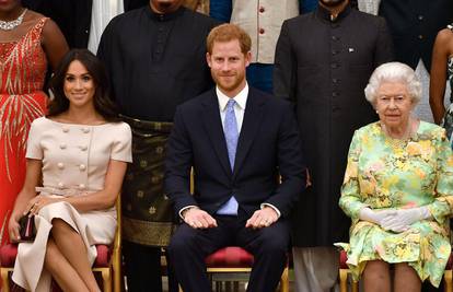 Princ Harry i Meghan Markle stigli kod Elizabete II: 'Navratili su kod bake na putu za Haag'