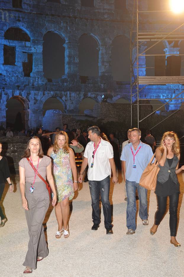 Pula: Thompson sa suprugom Sandrom na projekciji filma Joze u Areni