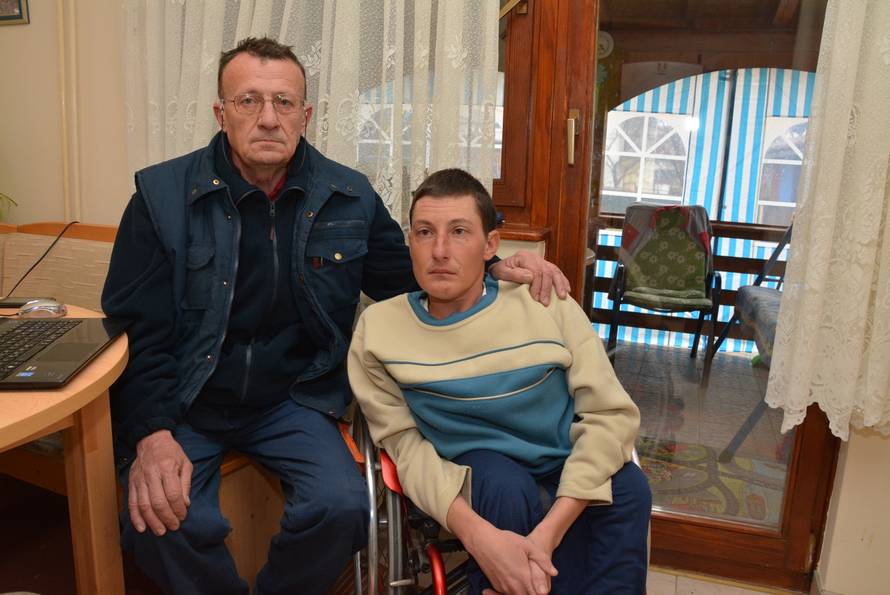 Sve mu izgorjelo: Nepokretan se sam izvukao iz plamena