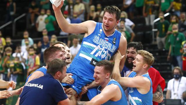 FIBA Olympic Qualifying Tournament Final - Lithuania v Slovenia