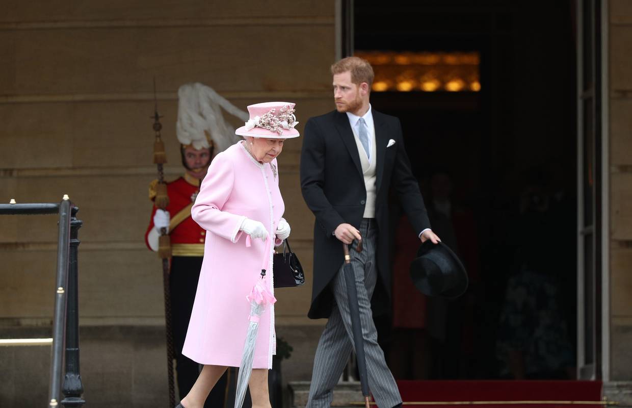 Princ Harry nakon posjeta Velikoj Britaniji: 'Pobrinuo sam se da kraljica bude zaštićena'