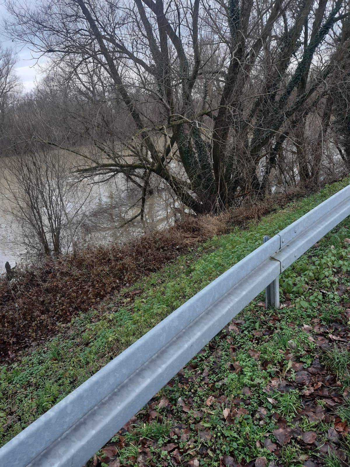 Potres oštetio nasipe kraj Kupe i Save, ljudi strahuju od poplava