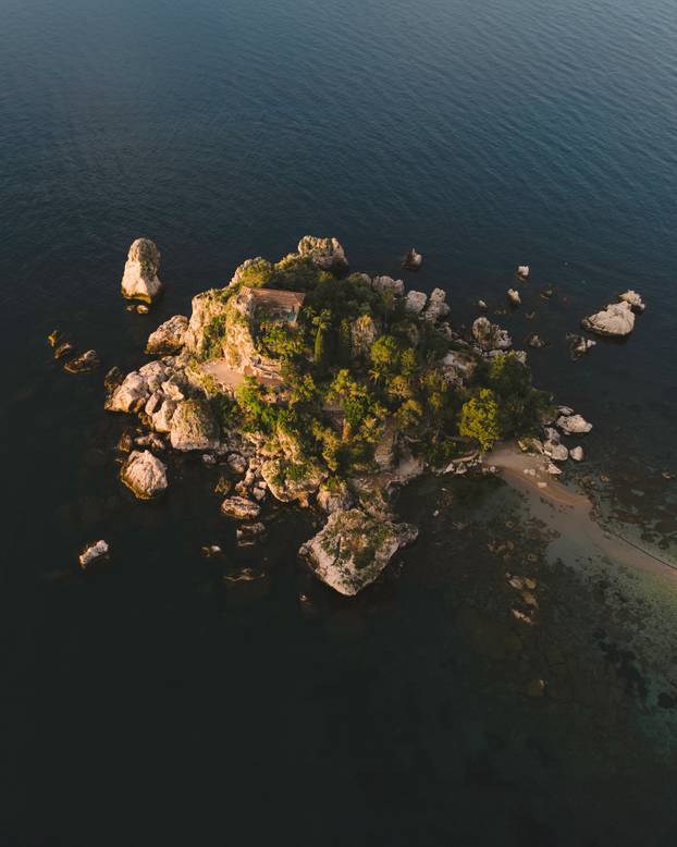 FOTO Lijepa Chelsea očarala je milijune fantastičnim fotkama sa svojih putovanja