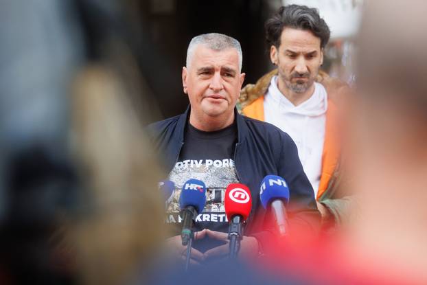 Rijeka: Predsjednički kandidat Mosta Miro Bulj održao  je konferenciju za medije