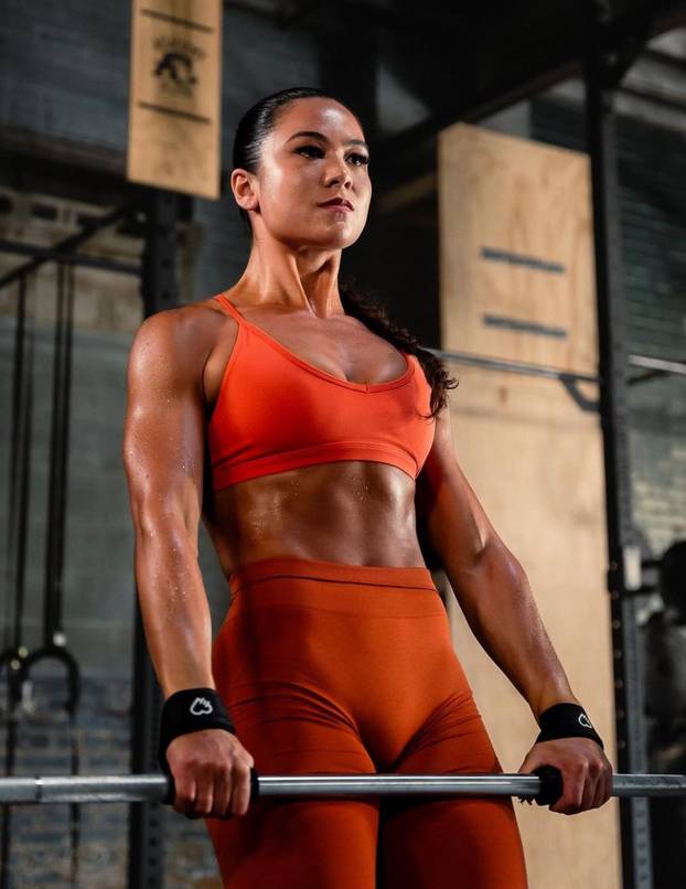 Dnevno jede oko 3000 kalorija, a tijelo joj je čista inspiracija