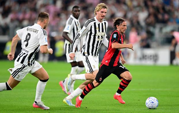 Serie A - Juventus v AC Milan