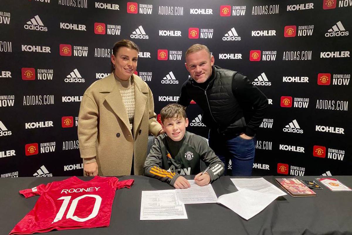 Ima nasljednika: Rooneyev sin potpisao za Manchester United