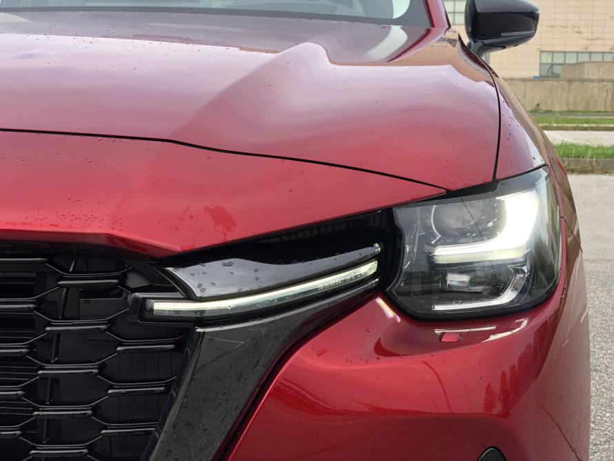 Testirali smo Mazdu CX-60: Tko kaže da dizel nema budućnost!