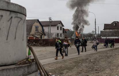 Proruski separatisti tvrde da je iz  Mariupolja pobjeglo 300 ljudi humanitarnim koridorom