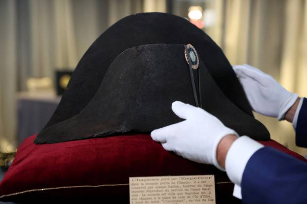 Legendary bicorne of Emperor Napoleon on auction in Paris
