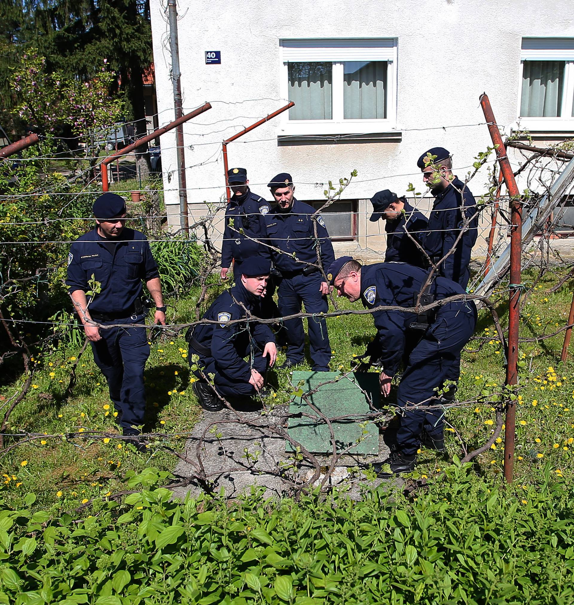 Policija traži ubojicu starca (82) iz zagrebačkog Stupnika