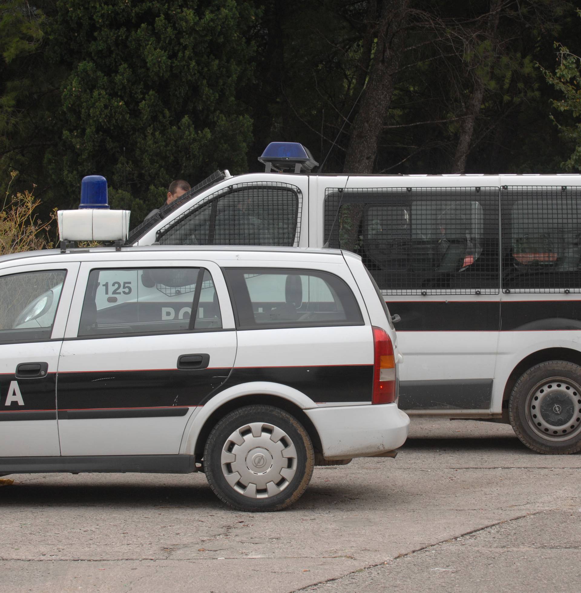 U Sarajevu uhitili osuđivanog terorista naoružanog 'do zuba'