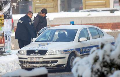 Mladić (19) napao vozača autobusa i bježao policiji 