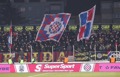 Kranjča je 'živjela' za Hajduk... Policija je u kantama za smeće našla i kamenje, ali bez nereda!