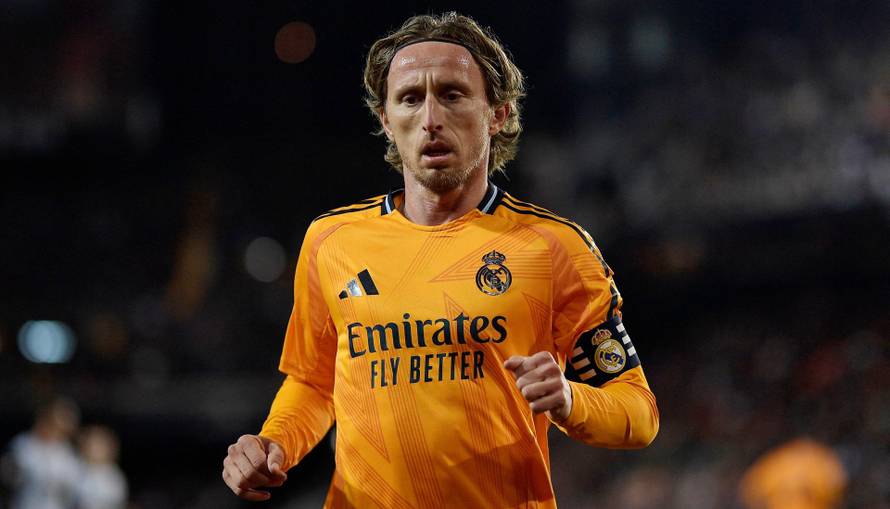 LaLiga - Valencia v Real Madrid