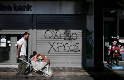 EU je praktički pretvorila Grčku u koloniju. Tko je idući?