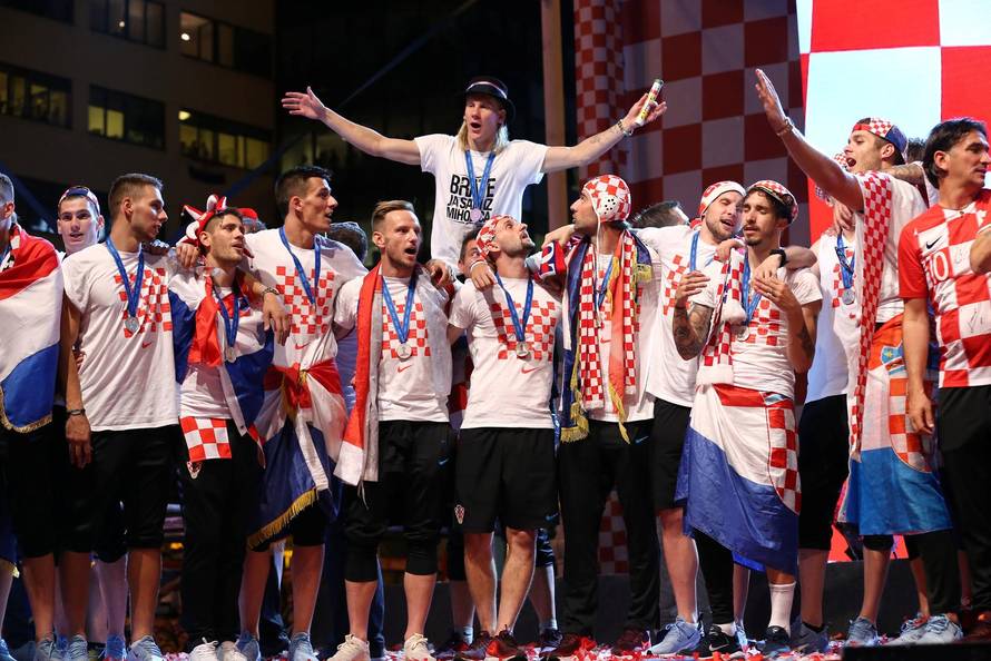 Vida: Leo Messi nam je svima poslao 30 potpisanih dresova
