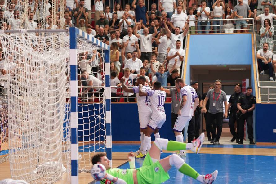 Makarani slave šampione! Novo vrijeme je pregazilo Osječane u petoj utakmici doigravanja