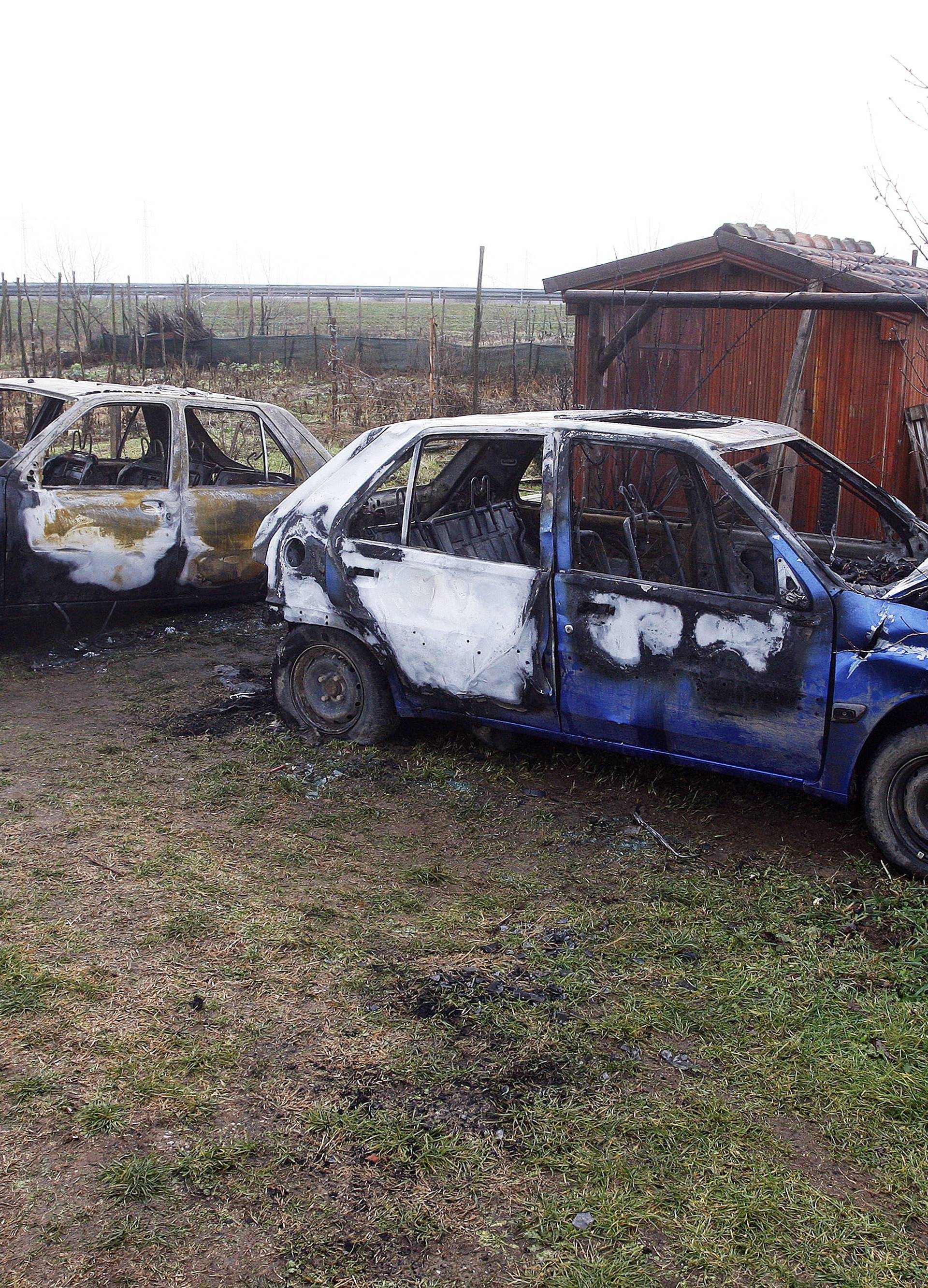 Netko je zapalio sjedišta: Kraj Varaždina izgorjela su dva auta