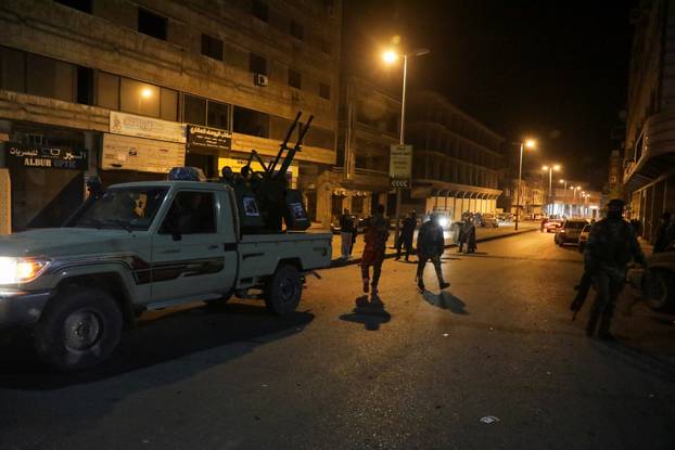 Syrian rebels gather in Homs