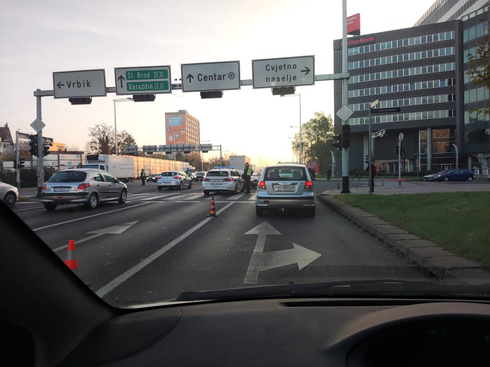 U Zagrebu ujutro čak 6 sudara, Google maps se 'crveni': Kroz podvožnjak vozim 40 minuta!