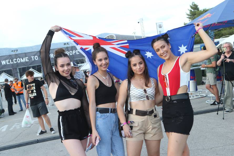 Na Ultru bez grudnjaka i gaća: Splitom je 'zavladalo' ludilo