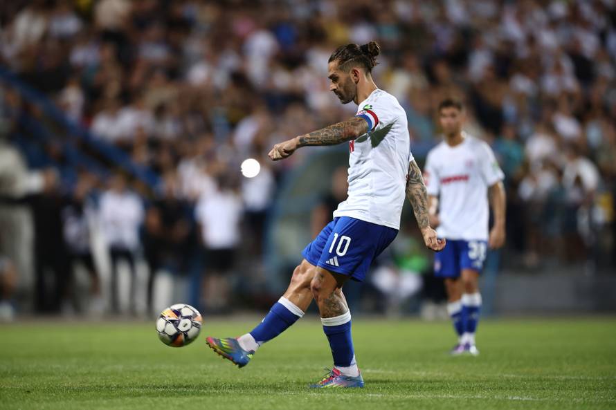 Posušje: Prijateljska utakmica Posušje - Hajduk u rasprodanom stadionu