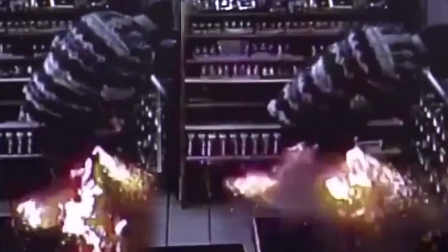 Šokantna snimka: U džepu mu je eksplodirala  e-cigareta