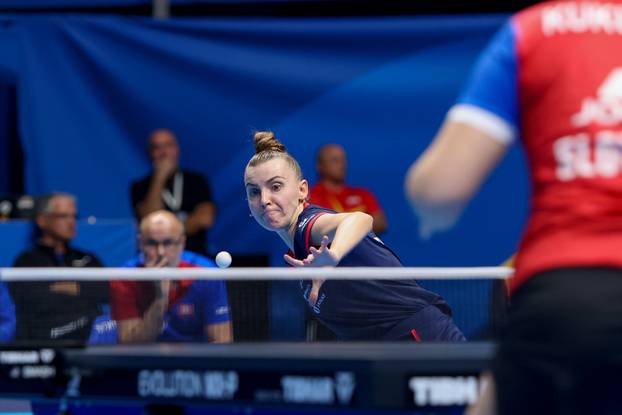 Zadar: Europsko ekipno prvenstvo u stolnom tenisu:, žene, Hrvatska - Slovačka