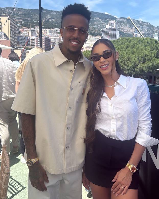 FOTO Realova zvijezda oženila atraktivnu influencericu. Imaju troje djece iz prethodnih veza