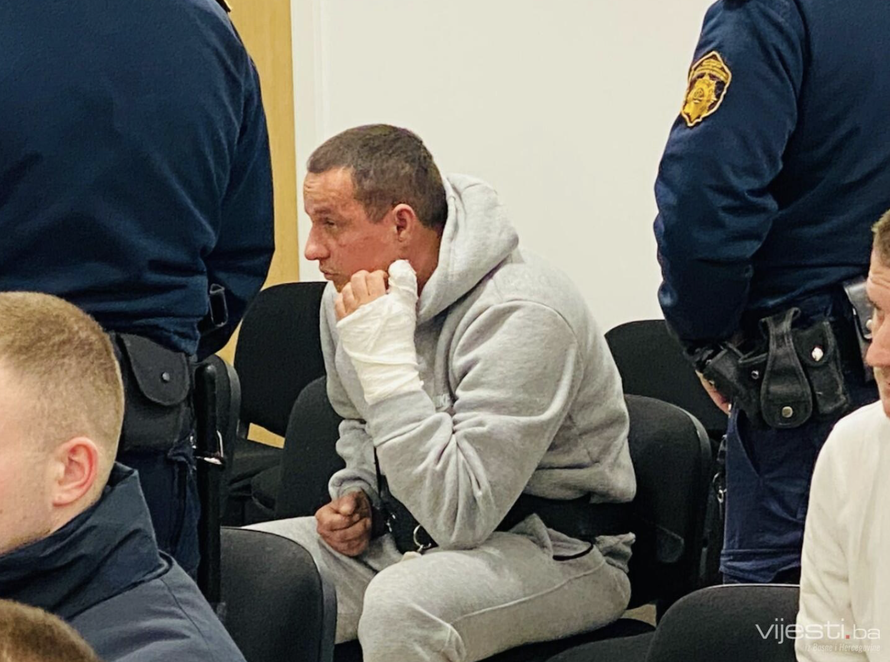 FOTO Objavili fotke huligana Torcide koji su pripremili krvavu zasjedu Delijama kod Tuzle